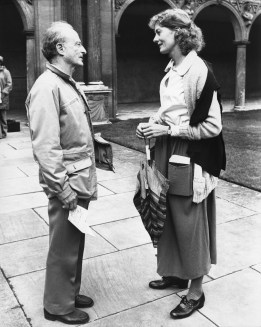 Vanessa Redgrave with Zinnemann during the Oxford shoot of Julia (1977).